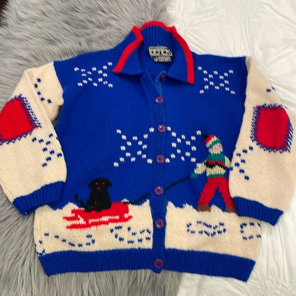 Berek Hand Knit Sweater Winter Scene New York